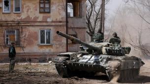 Ucraina, milizie filorusse: "A Mariupol nessun uso armi chimiche"