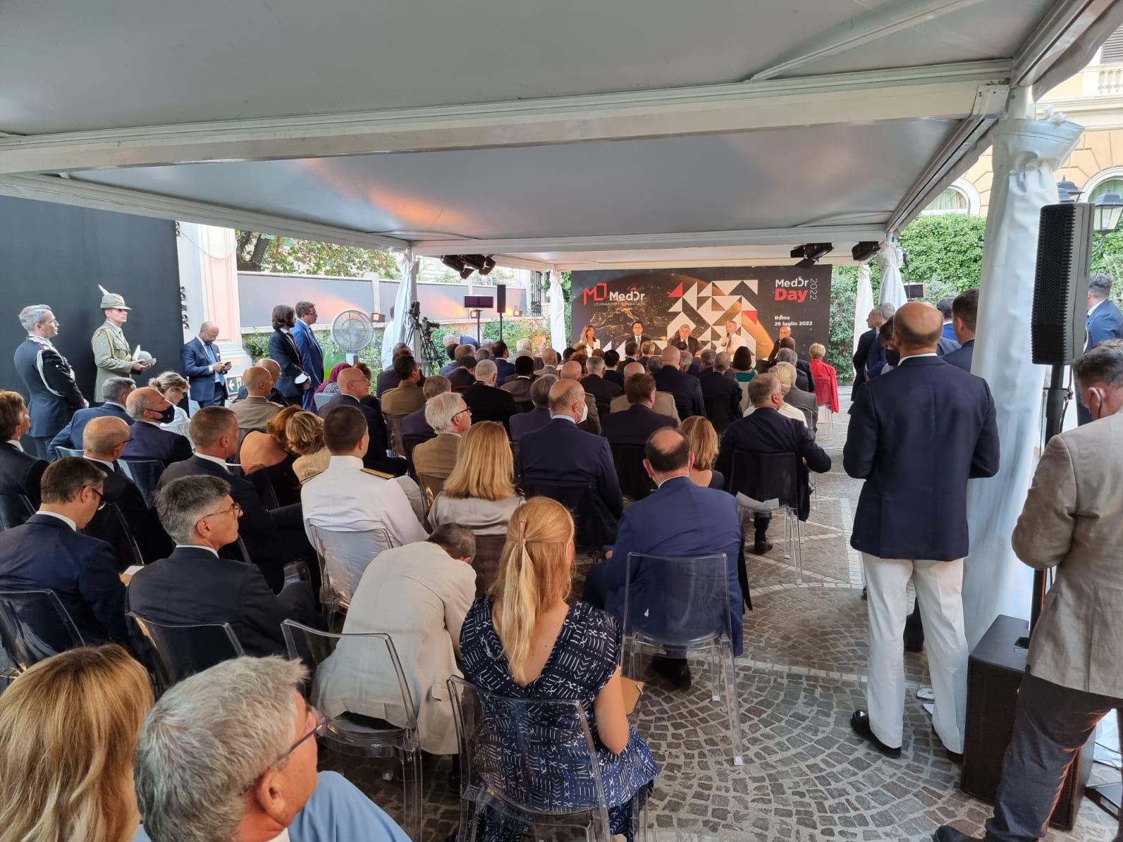 Ucraina, Minniti: "Pezzo fondamentale della partita si gioca nel Mediterraneo"