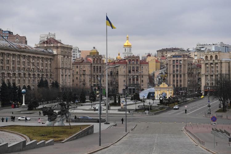 Ucraina, missili su Kiev: colpiti edifici residenziali