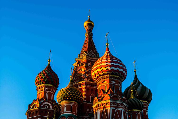 Ucraina, Mosca: "Pace difficile se Usa appoggiano Kiev"