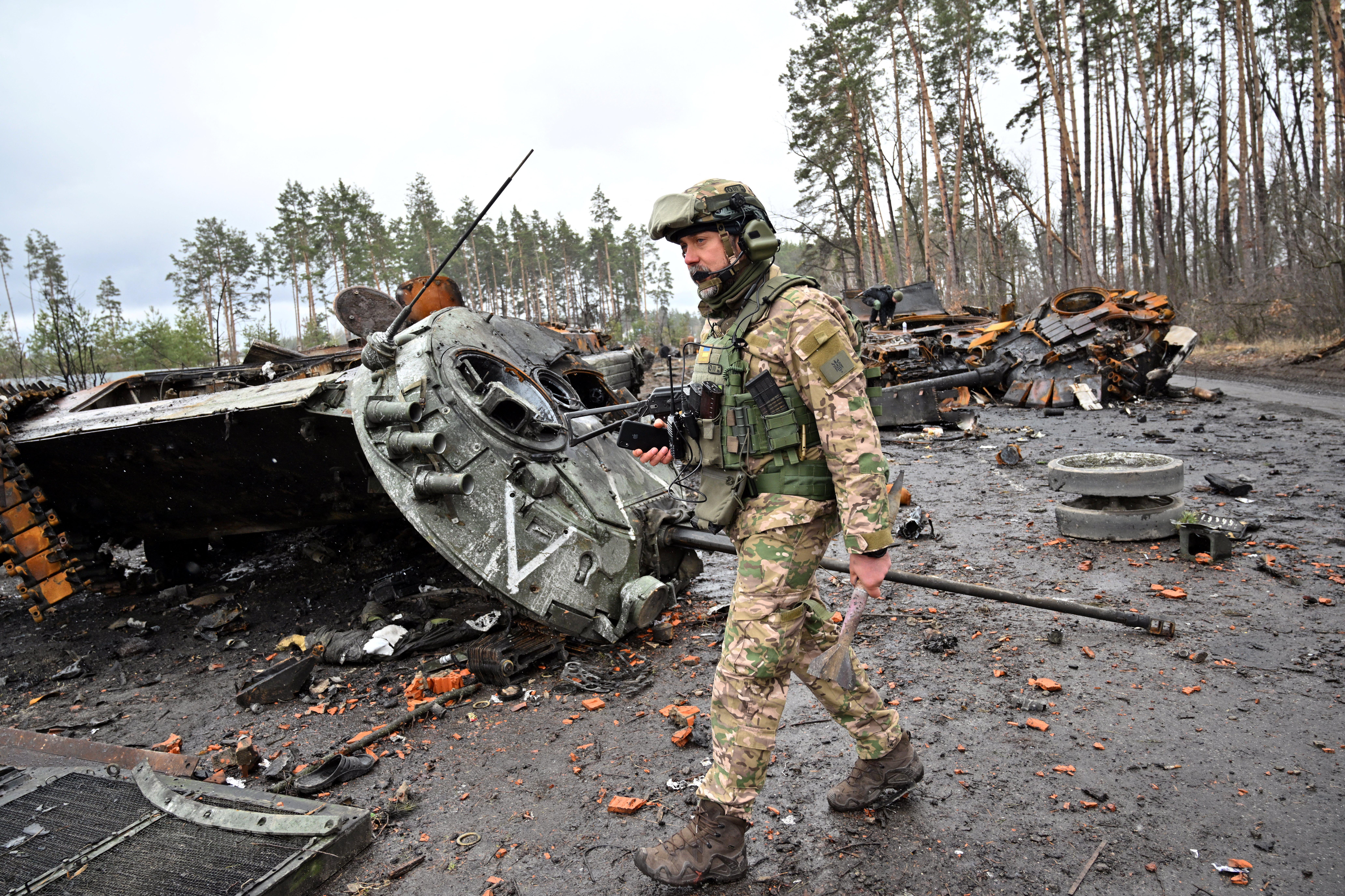 Ucraina, Nato: "Il Golia russo sta vacillando, aumentare sforzi"