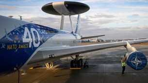 Ucraina, Nato trasferisce aerei Awacs in Romania