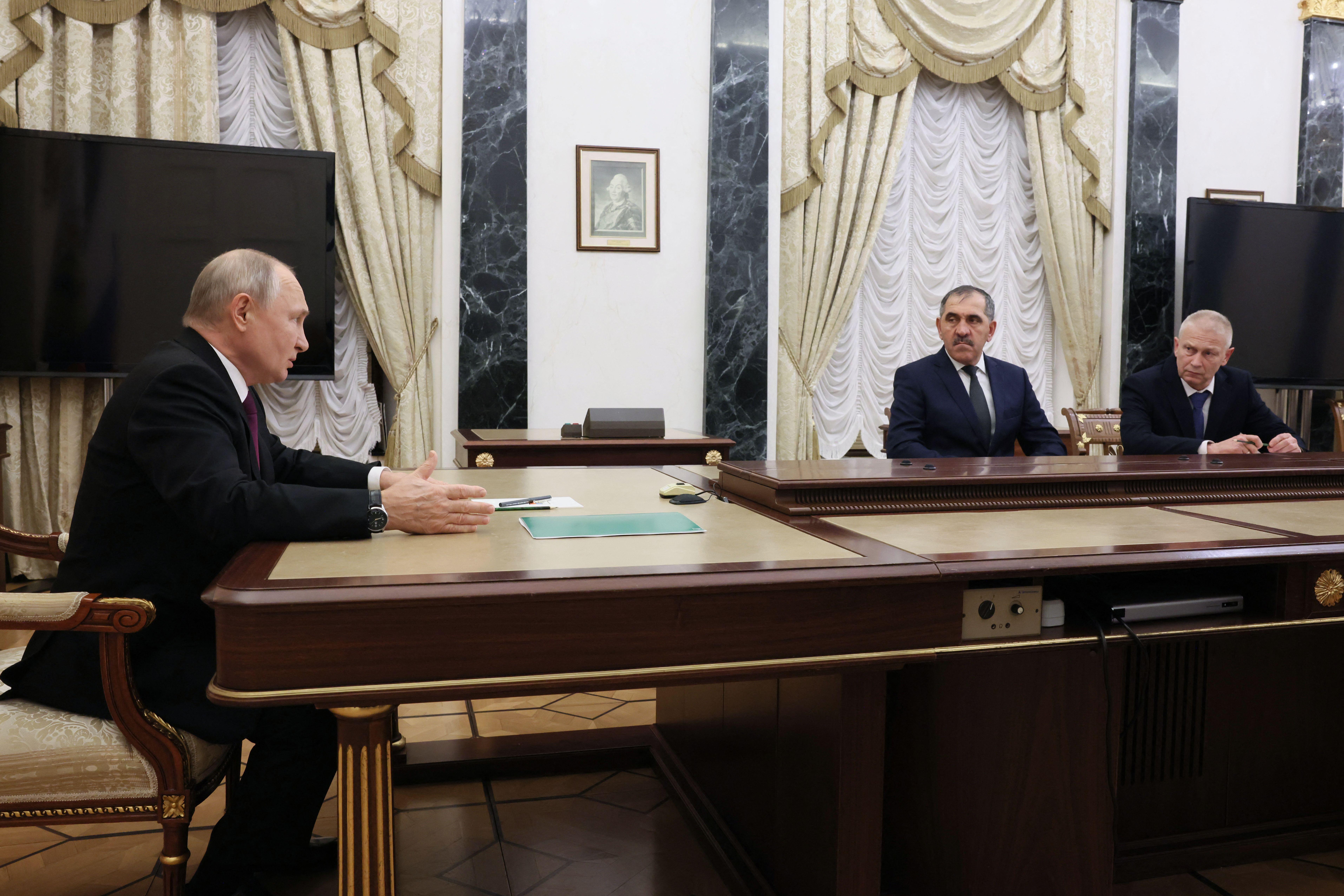 Ucraina, Putin ingaggia Troshev: al vice di Prigozhin il compito di formare volontari