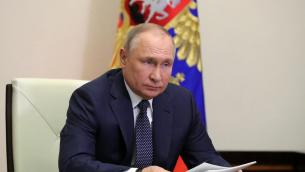 Ucraina, Putin: "Kiev ostacola negoziati"