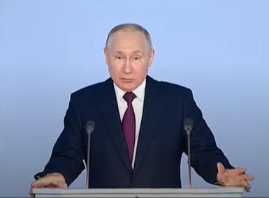Ucraina, Putin: "Loro hanno iniziato guerra, da Occidente dichiarazioni ipocrite"