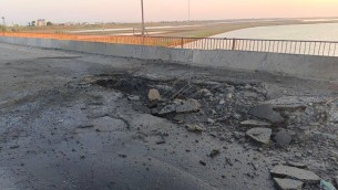 Ucraina, Russia accusa Kiev: "Colpito ponte che collega Kherson alla Crimea"