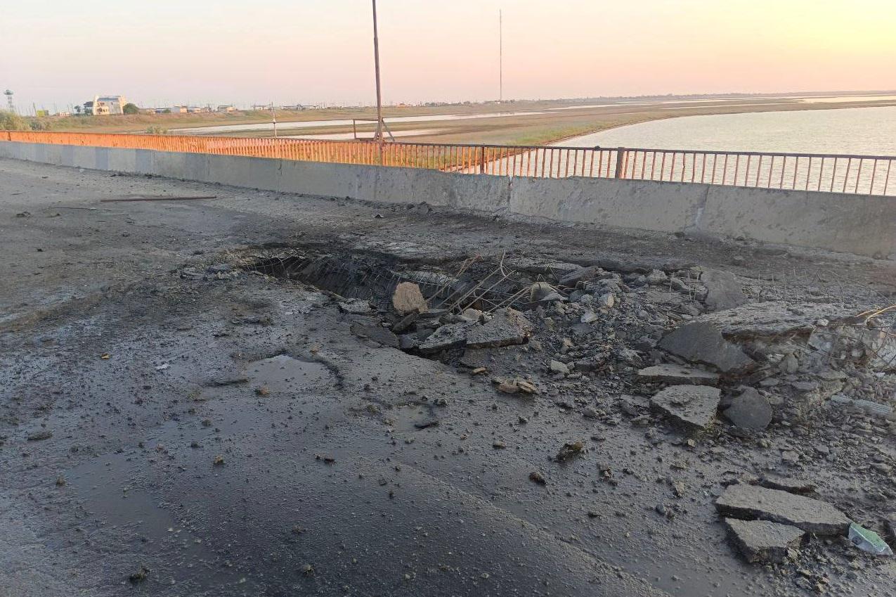 Ucraina, Russia accusa Kiev: "Colpito ponte che collega Kherson alla Crimea"