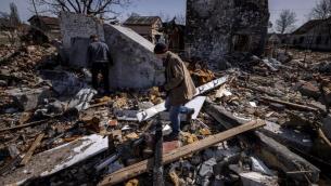 Ucraina, Russia assedia Severodonetsk: morti e feriti sotto le bombe
