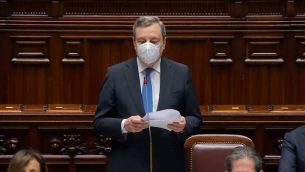 Ucraina-Russia, Draghi: "Zelensky nascosto, momento drammatico" - Video