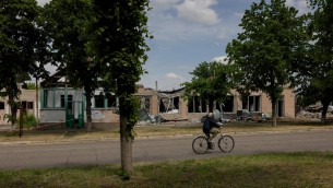 Ucraina-Russia, iniziata la tregua di Putin: Kiev denuncia bombardamenti su Sumy