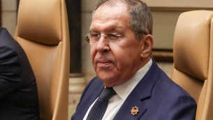 Ucraina, Russia: "Pronti a negoziare sia con Kiev che con l'Europa"