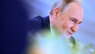 Ucraina-Russia, proposta Putin: "Ripresa negoziati con Kiev il 15 maggio a Istanbul, ora tocca a loro"