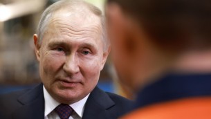 Ucraina-Russia, Putin visita militari nel Kherson e a Luhansk
