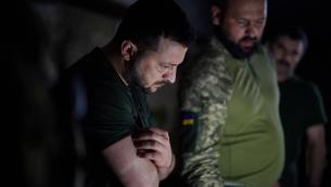 Ucraina-Russia, Zelensky: "Follia comandanti russi a Bakhmut"