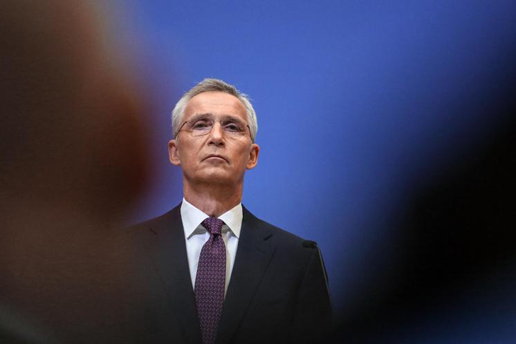 Ucraina, Stoltenberg: "Sostegno per tutto il tempo necessario"