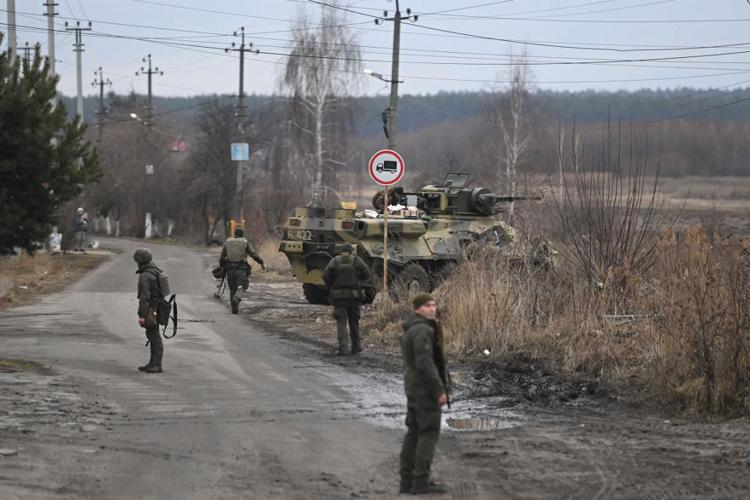 Ucraina, su social appelli per far uscire i propri cari italiani dal confine: "Pago qualsiasi cifra"