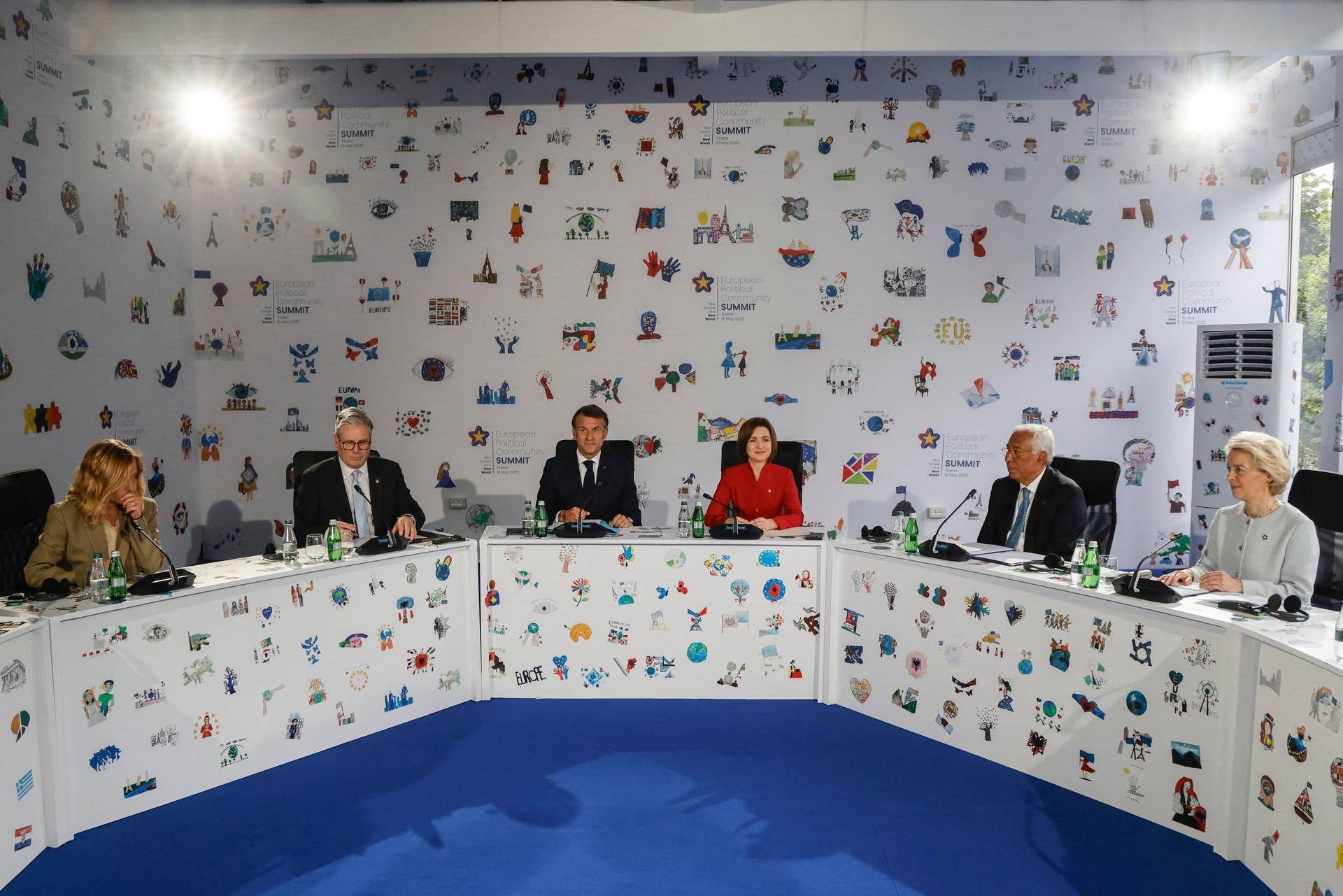 Ucraina, summit volenterosi senza Meloni