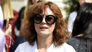 Ucraina, Susan Sarandon: "Nato fuori controllo, si inizi a lavorare a soluzione diplomatica"
