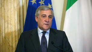 Ucraina, Tajani incontra Wang: "Cina ci deve aiutare a raggiungere la pace"