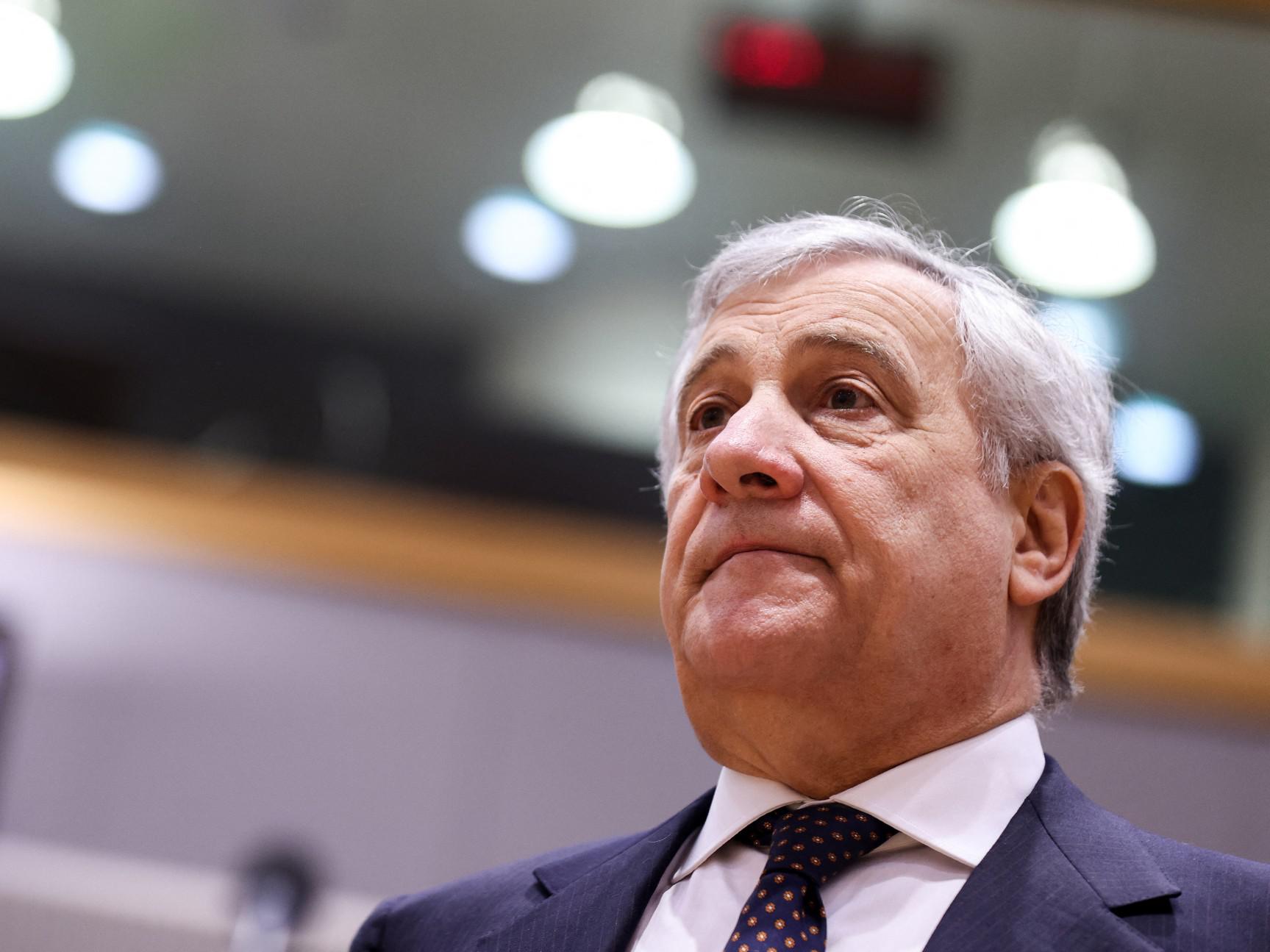 Ucraina, Tajani: "Per Berlusconi Putin è grande delusione, no contatti tra i due"