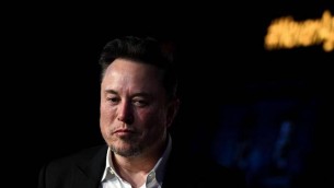 Ucraina teme il tradimento di Musk: "Disastro se spegne Starlink"
