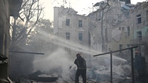 Ucraina, tregua finita: attacchi russi su varie città, sirene a Kiev