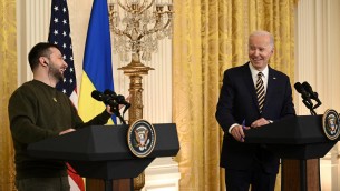 Ucraina-Usa, Zelensky e la richiesta di armi: la battuta di Biden