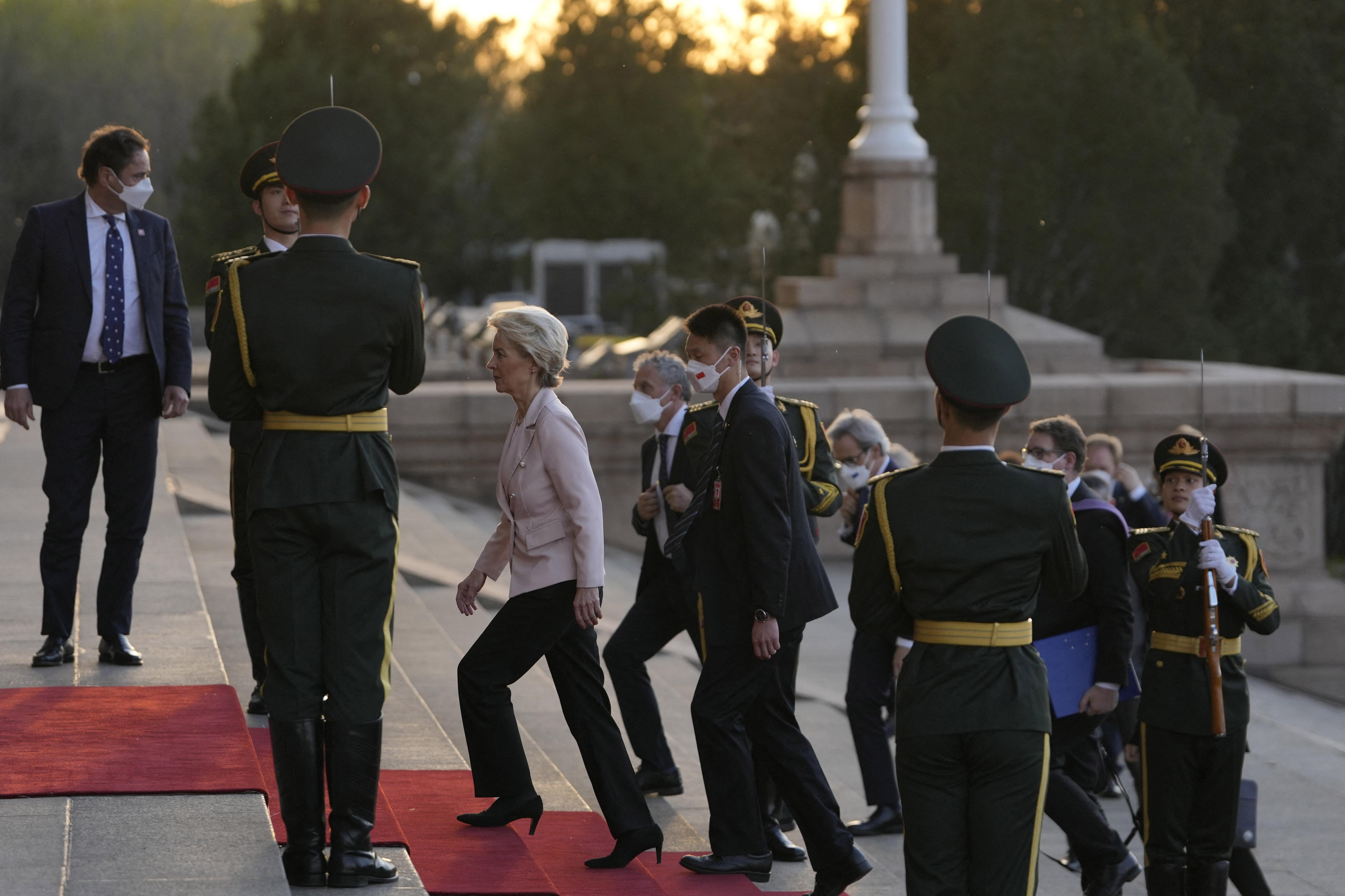 Ucraina, von der Leyen a Xi: "Serve pace giusta"
