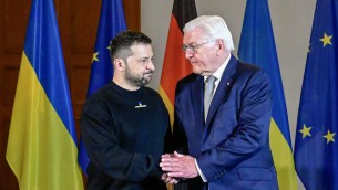 Ucraina, Zelensky a Berlino per parlare di "armi, ricostruzione, Ue e Nato"