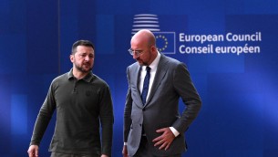 Ucraina, Zelensky a Bruxelles: "Non vogliamo che guerra duri anni"