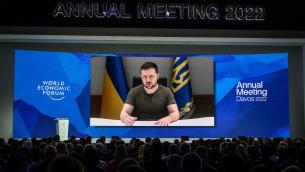 Ucraina, Zelensky a Davos: "Sanzioni massime contro la Russia"