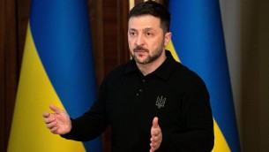 Ucraina, Zelensky: "Dopo colloquio in Vaticano, Trump vede cose diversamente"