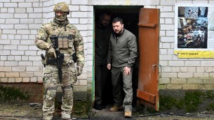 Ucraina, Zelensky prepara controffensiva: "Azioni potenti contro Russia"