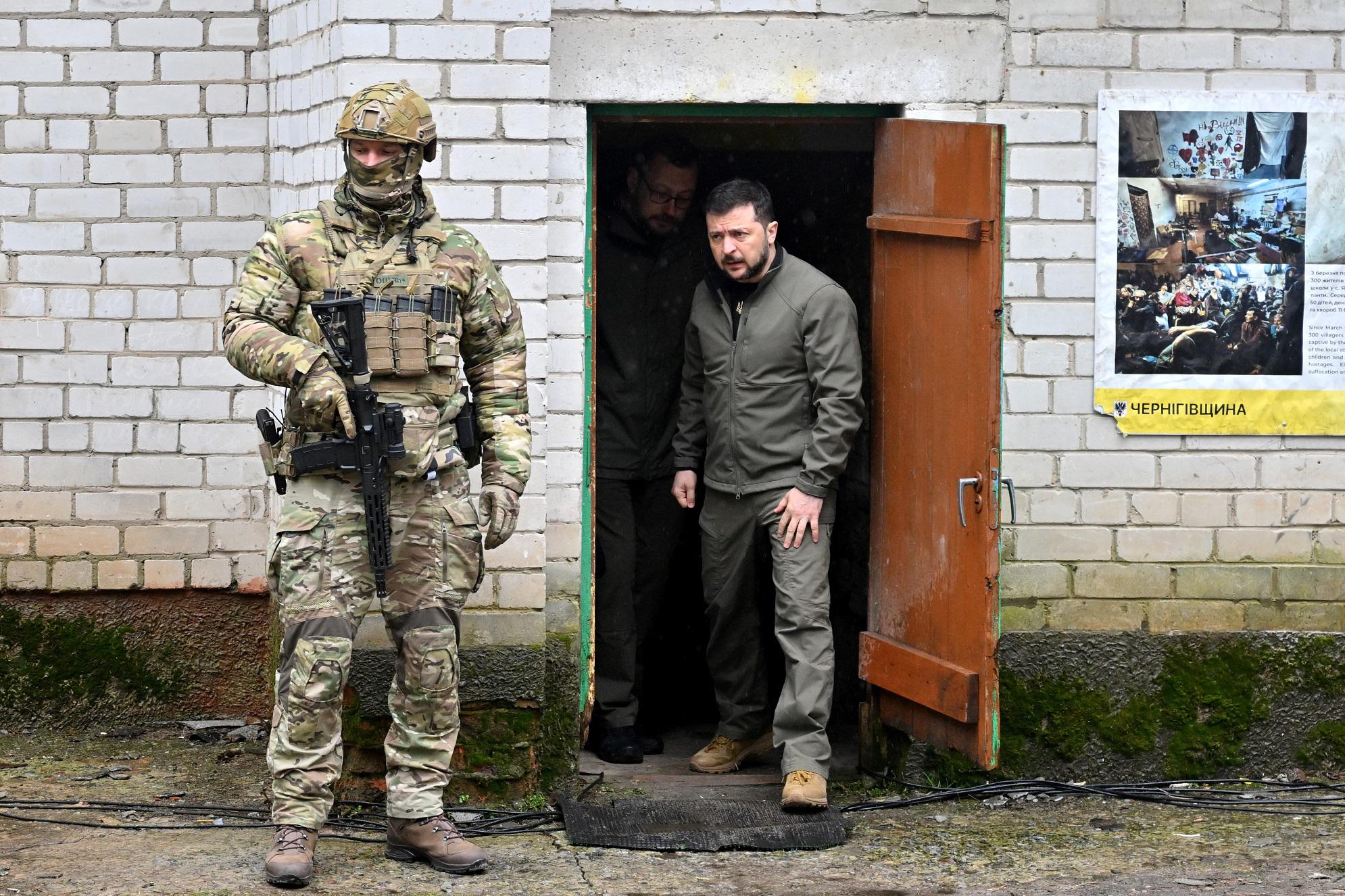 Ucraina, Zelensky prepara controffensiva: "Azioni potenti contro Russia"