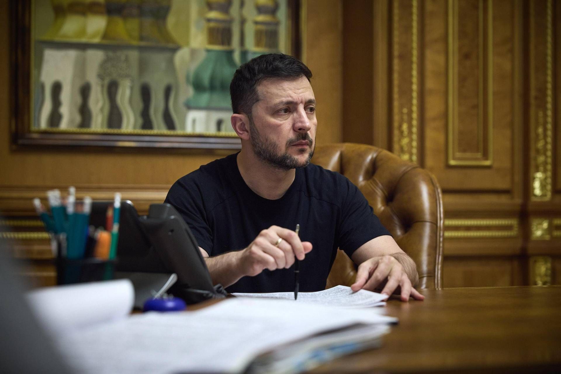 Ucraina, Zelensky: "Pronti al dialogo se Usa e Europa non ci abbandoneranno"