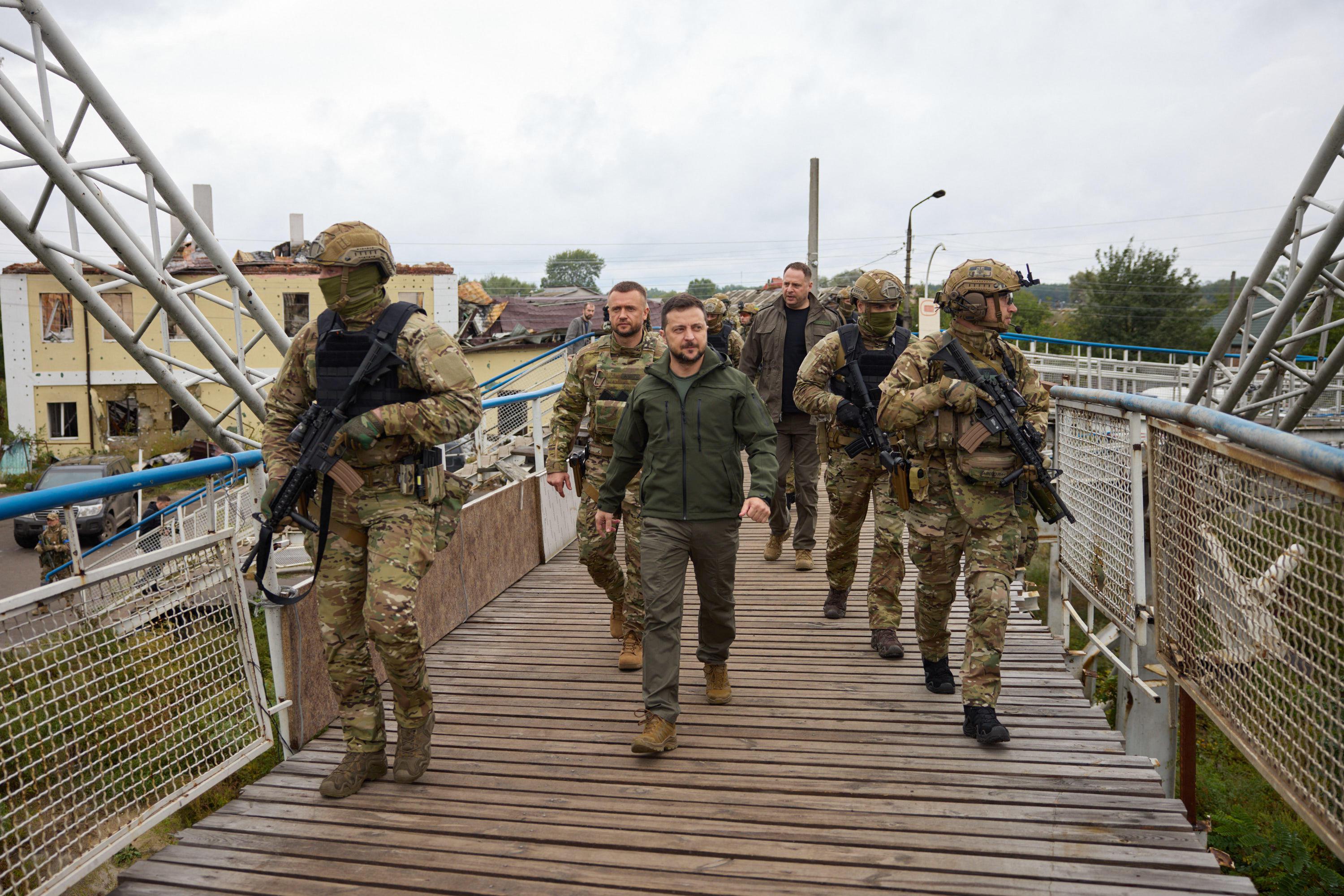 Ucraina, Zelensky: "Russia ha distrutto infrastrutture Kherson"