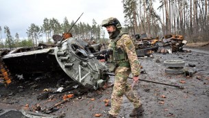 Ucraina, Zelensky: "Su Crimea soluzione politica possibile"