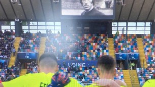 Udinese-Sassuolo, la gaffe: omaggio a Pulici e non a Juliano