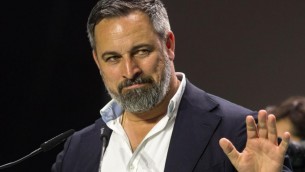 Ue, leader Vox Abascal eletto presidente dei Patrioti per l'Europa