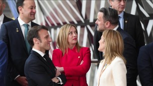 Ue, Meloni: "Gelo con Macron? Italia deve dire se qualcosa non va"