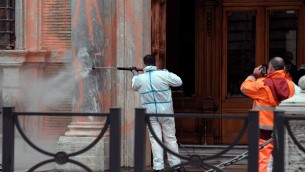 Ultima generazione a Fdi: "Ddl non ci spaventa, pronti anche al carcere"