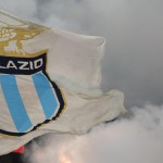 Ultras Lazio tentano assalto tifosi Juve all'Olimpico, cinghiate a poliziotto