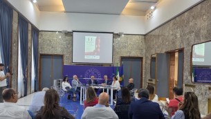 un-altro-momento-della-conferenza-stampa