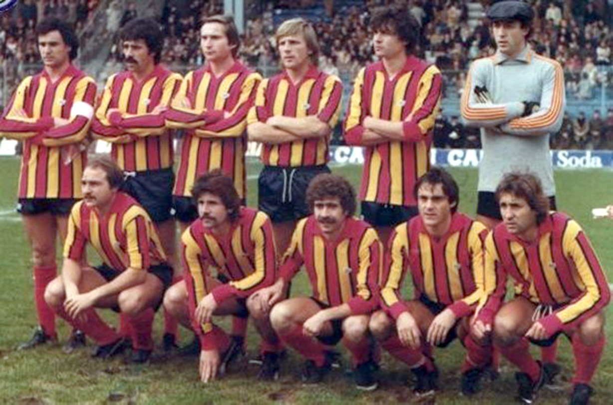 Una formazione del Catanzaro nella stagione di Serie A 1979-1980