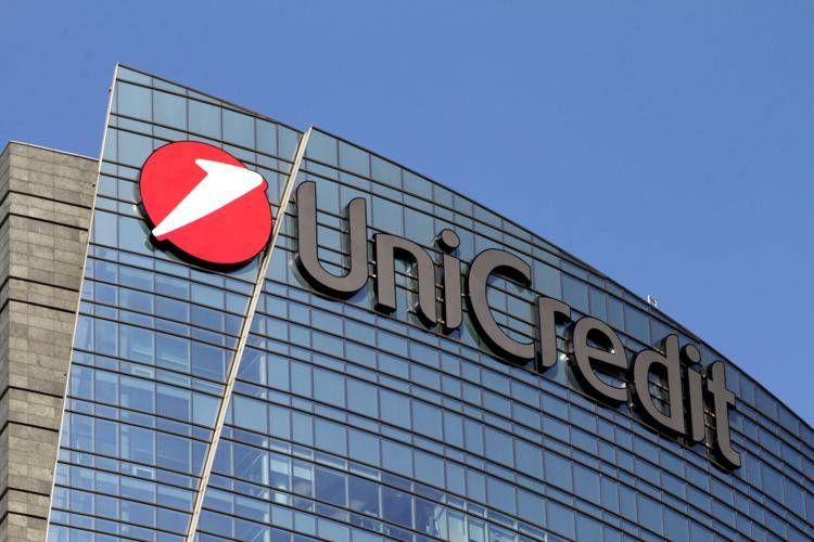 Unicredit, conti record