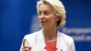 Ursula von der Leyen, l'ex pupilla di Merkel per due volte presidente