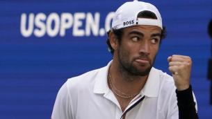 US Open 2022, Berrettini batte Murray e va agli ottavi