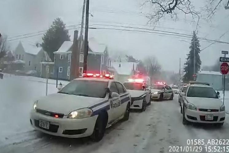 Usa, arresto shock bambina 9 anni: agenti polizia sospesi
