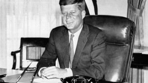 Usa, Biden ordina di pubblicare le carte segrete sull'omicidio di Jfk