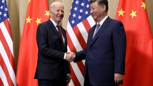 Usa-Cina, Biden a Xi: "Competizione non sfoci in conflitto, non possiamo permettercelo"